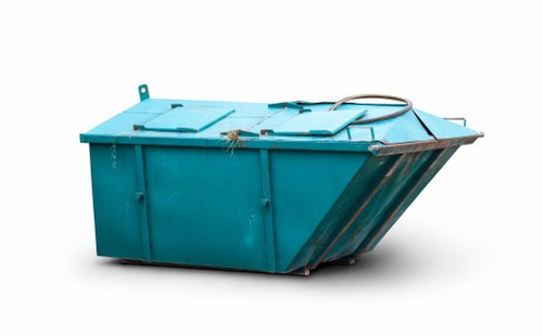 Supervisor giving a safety briefing before rubbish collection shift